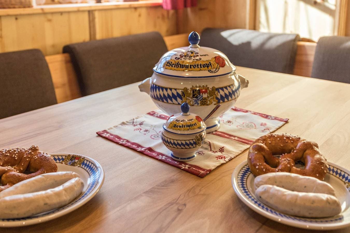 Foto 8 von 24: 2-stöckige Ferienwohnung 'Rubin' in der Nähe des Skilifts mit Bergblick, WLAN und Terrasse