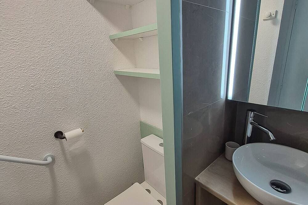 Foto 7 von 21: Appartement Rénové Piscine Chauffée à Proximité Immédiate de D'une Belle Plage