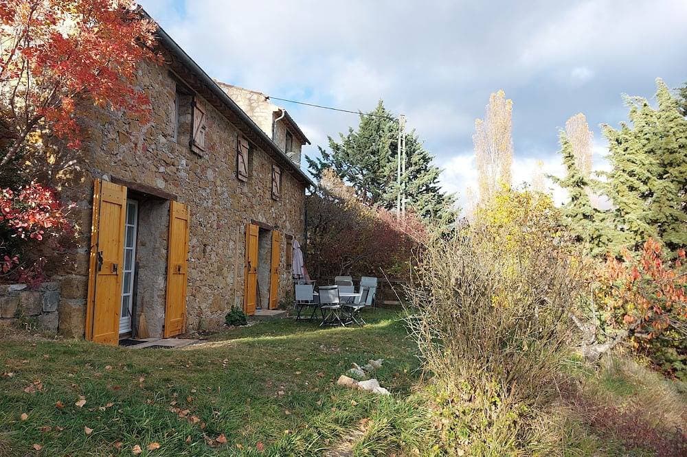 Bergerie Natur und Panorama, 2 Zimmer, maximal 6 Personen. 1