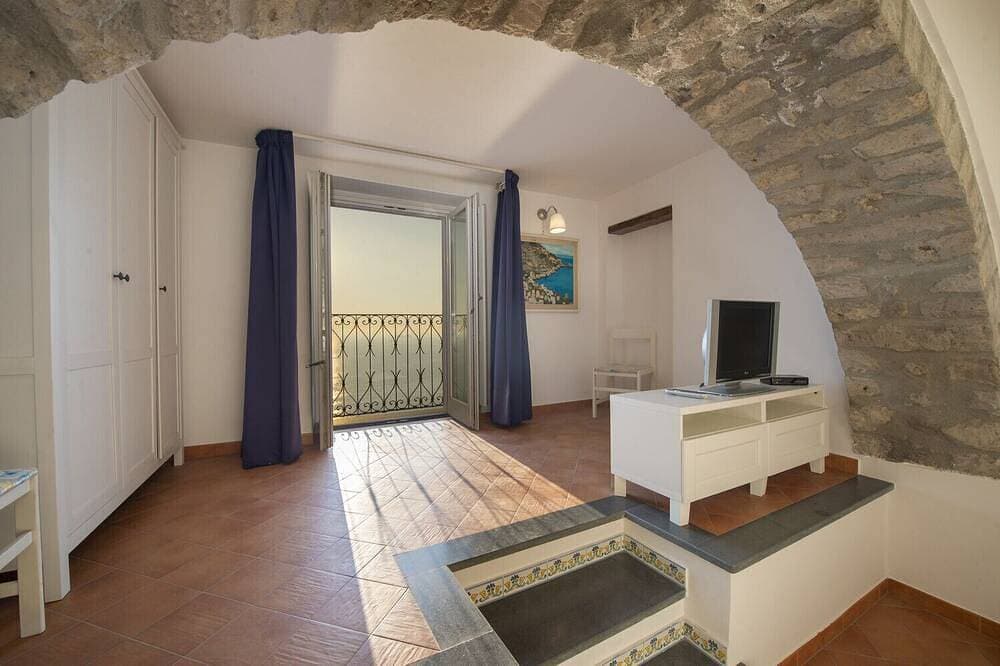 Foto 13 von 17: Casa Cimino A - Schöne Wohnung mit herrlichem Blick auf Capri und Positano
