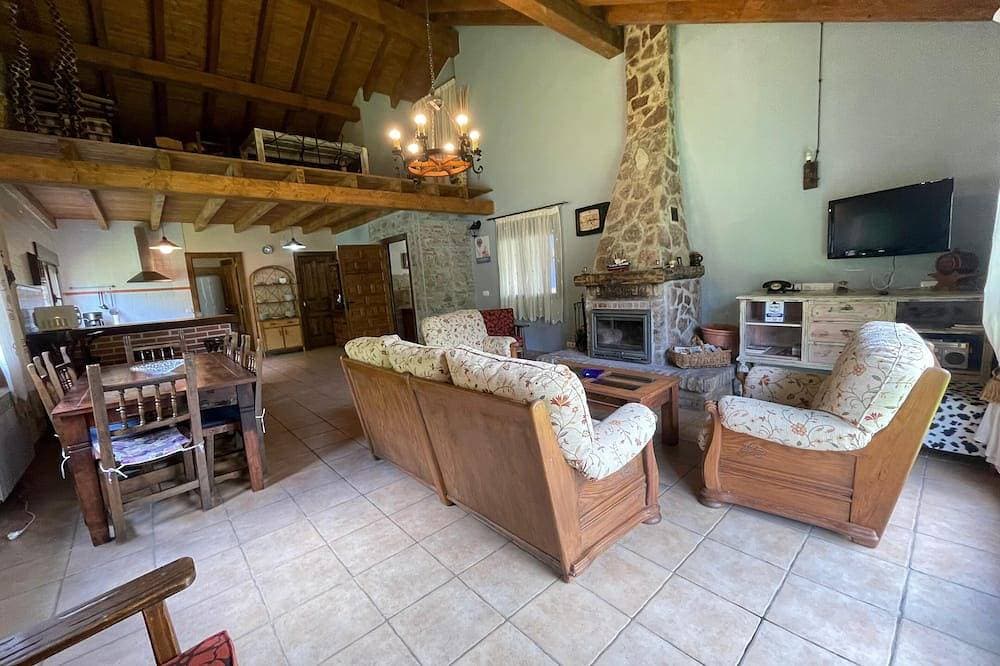 Foto 10 von 29: Casa Trasgu Para 8 Personas en Tornín, Cangas de Onís