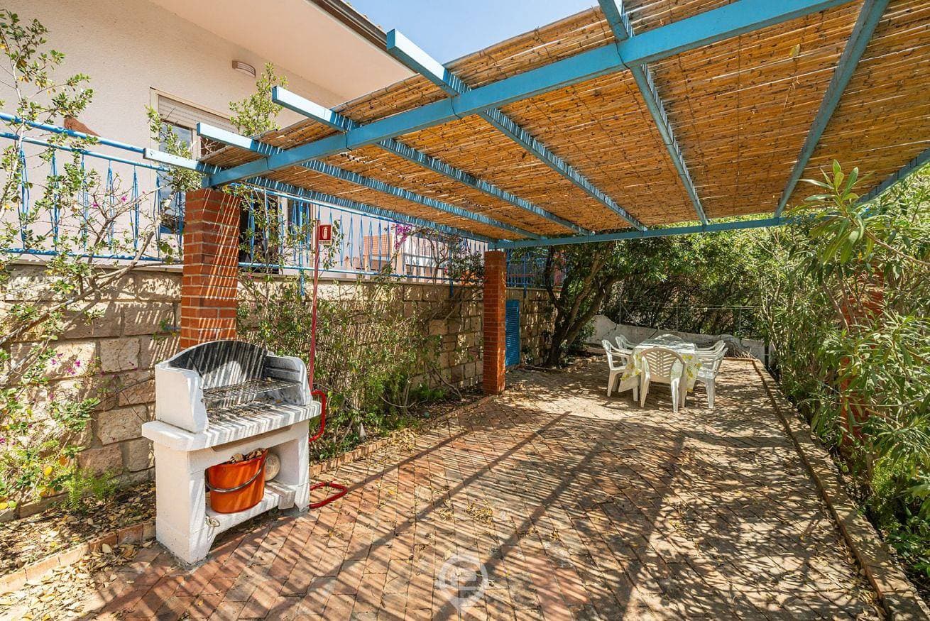 Foto 4 von 30: Villa für 4 Personen mit Garten