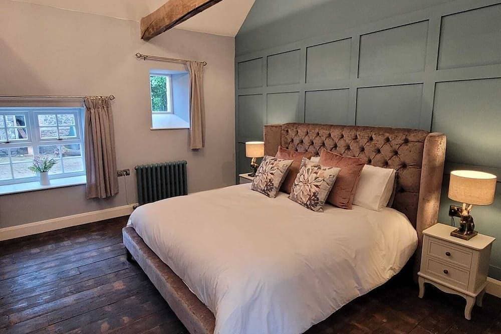 Foto 4 von 30: Cottage-Traditionell-Eigenes Badezimmer-Blick auf die Landschaft
