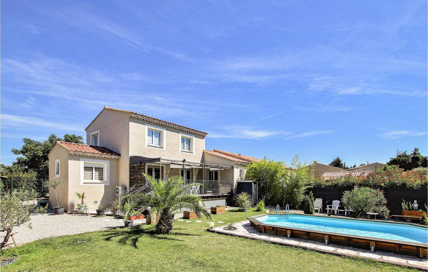 Foto 11 von 24: Klimatisierte Wohnung mit Pool und Garten