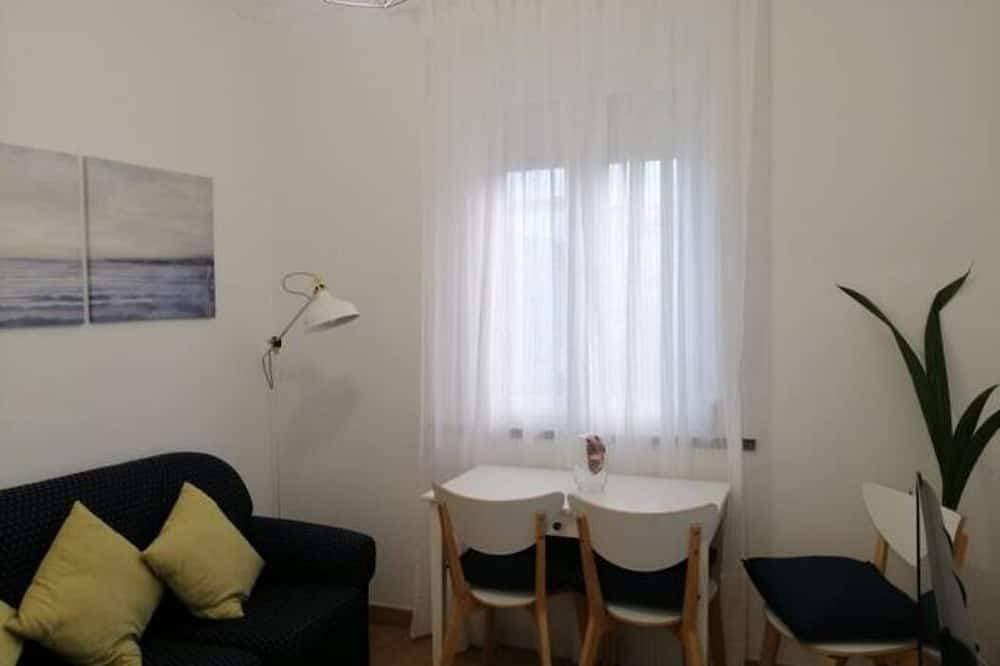 Foto 5 von 11: Casa Rustica Portuguesa, Completamente Renovada a 400 m da Praia-