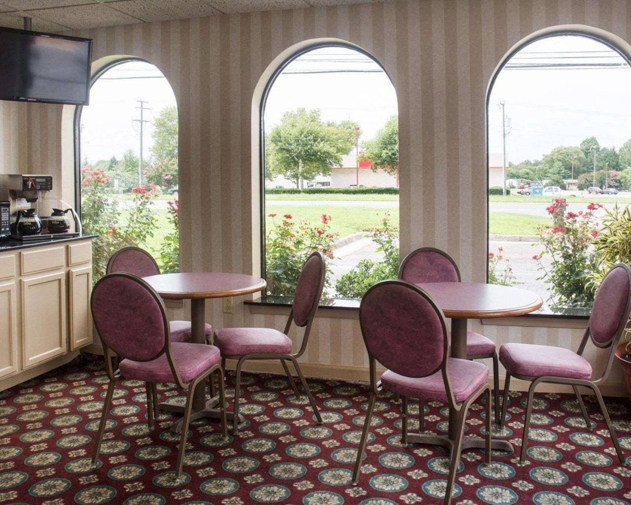 Foto 3 von 9: Econo Lodge Chesapeake Route 13 and I-464
