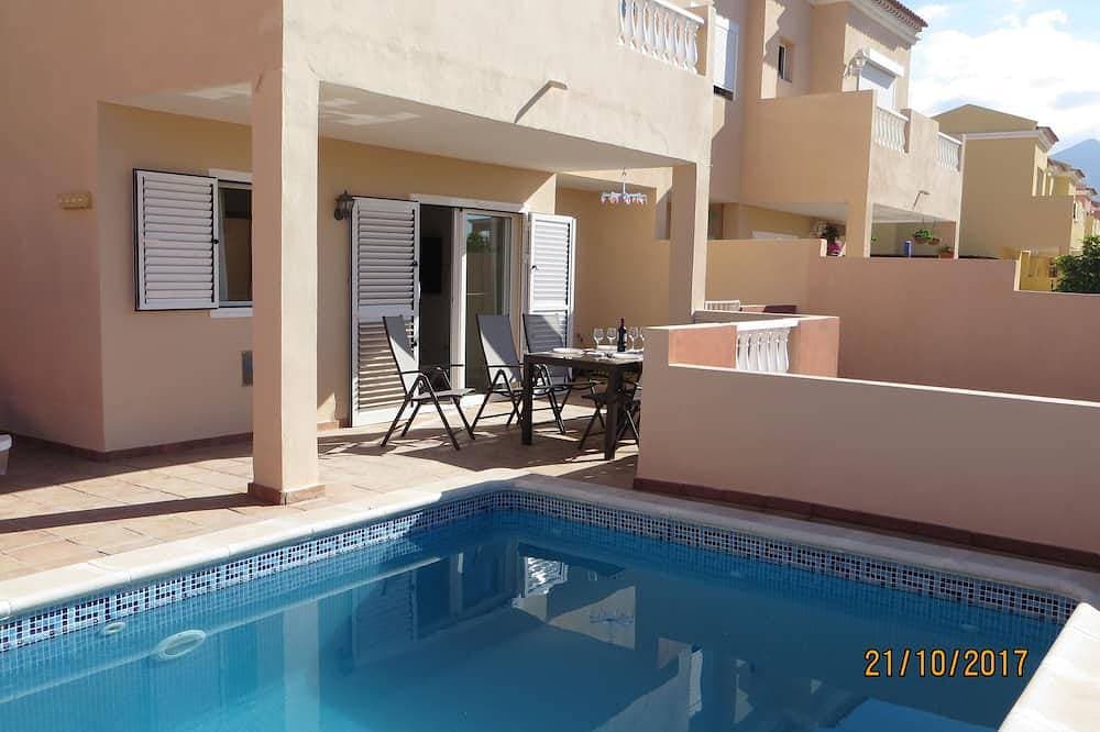 Foto 13 von 20: Neu möbliertes, Stadthaus, ruhige Wohnanlage, großer, privater Pool