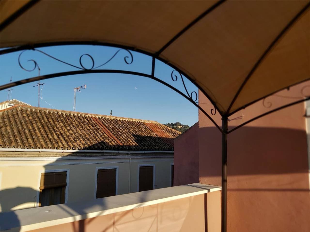 Foto 12 von 32: Ferienwohnung für 4 Personen mit Terrasse