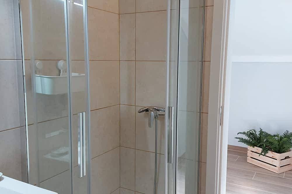 Foto 10 von 30: Villa mit Meerblick Al / 4924 mit Internet Neu vor Ort