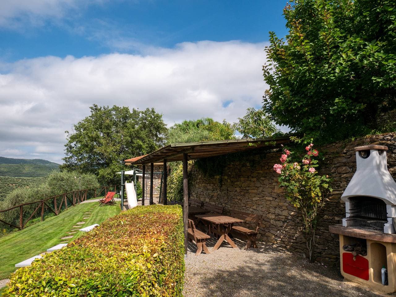 1039Im - Borgata Vallone - Lucciola 1