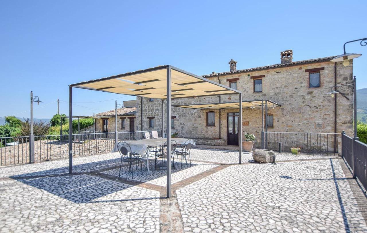 Pet Friendly Home In Montecchio Tr 1