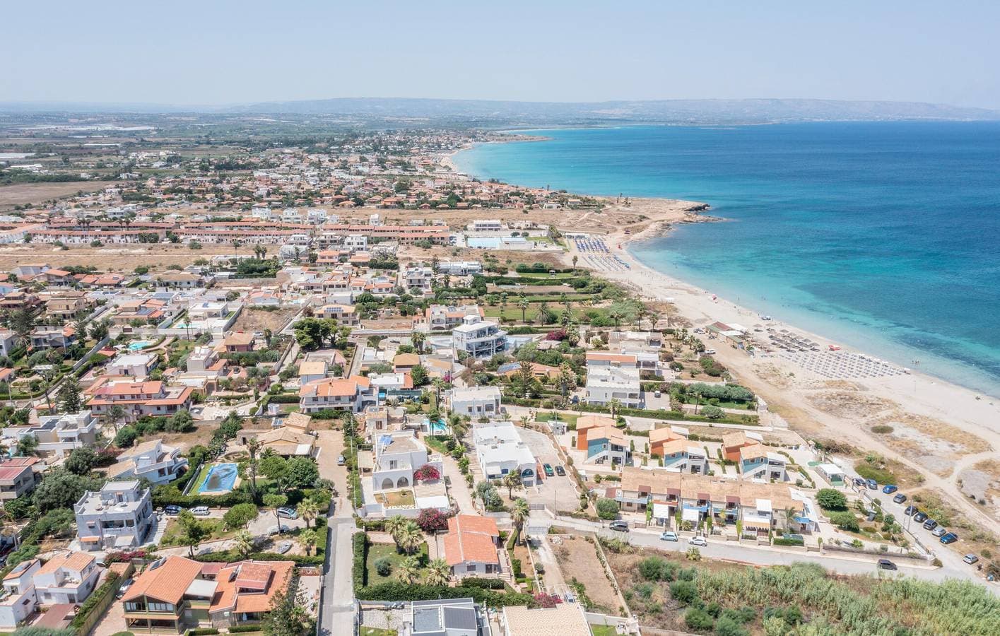 Foto 9 von 48: Paradies am Strand mit Pool und Terrasse