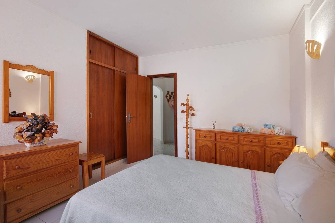 Foto 6 von 26: Ferienwohnung 'Cozy Beach' mit Meerblick, Balkon und Wi-Fi