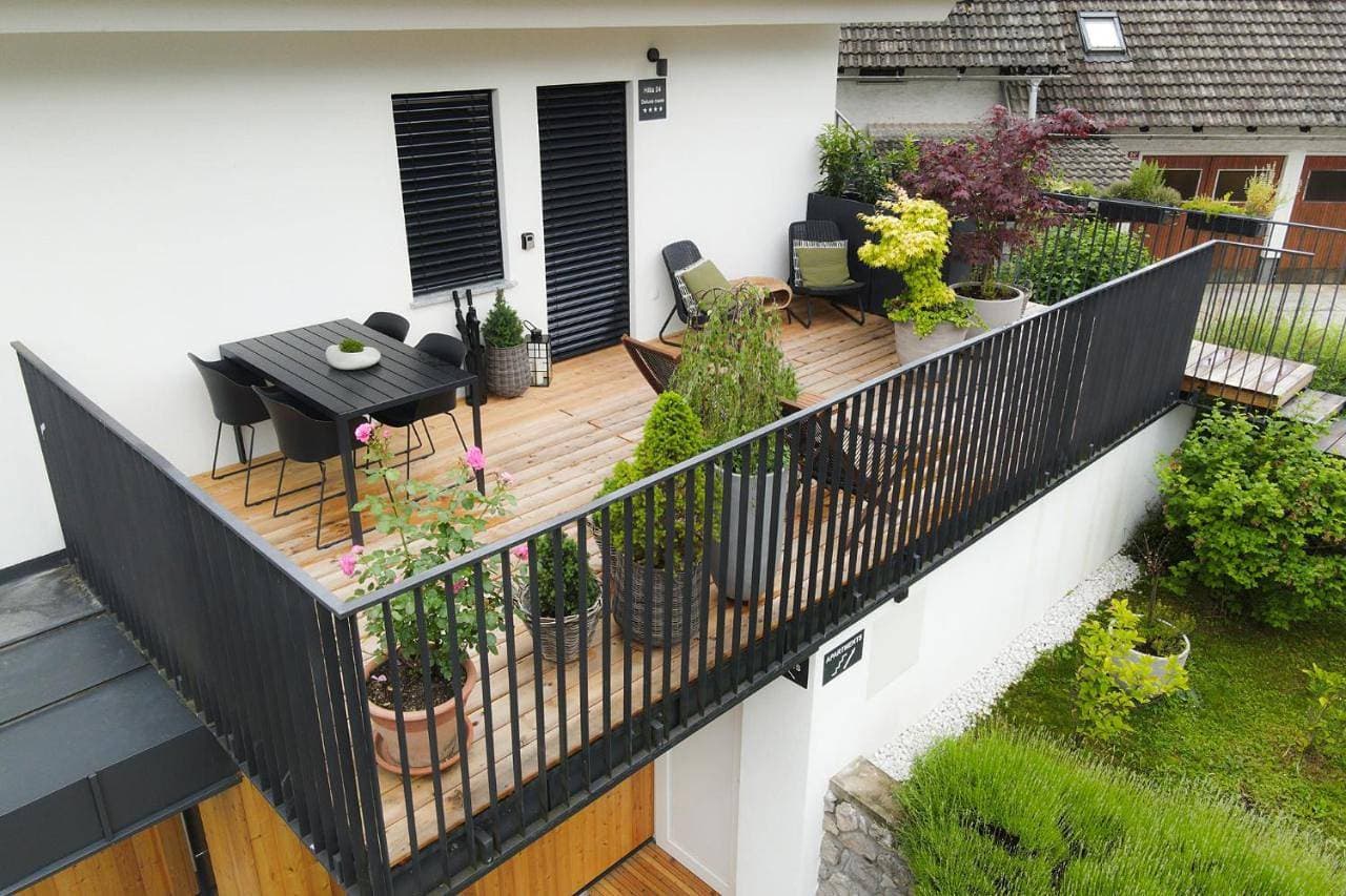 House 24 Bled 1