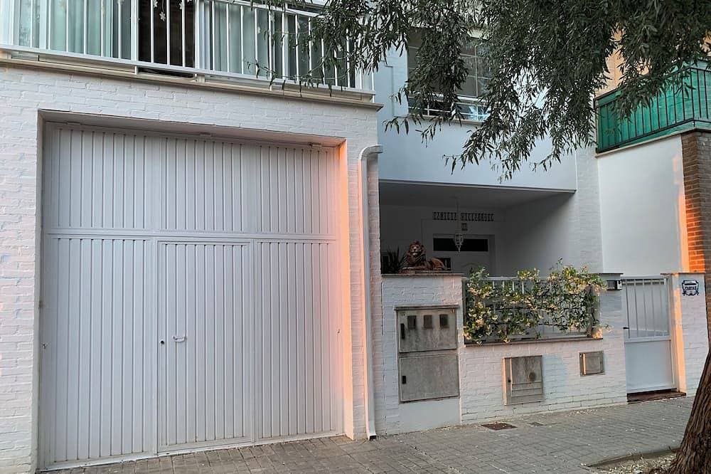 Foto 6 von 20: Suite Lujoso con Chimenea Patio y Garage Privado