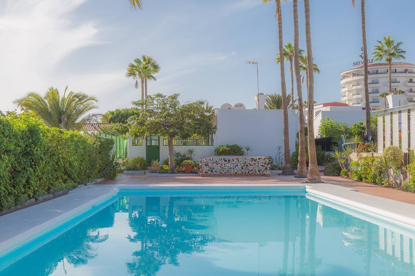 Foto 6 von 41: Charming Bungalow - Private Terrace, AirCon & Pool