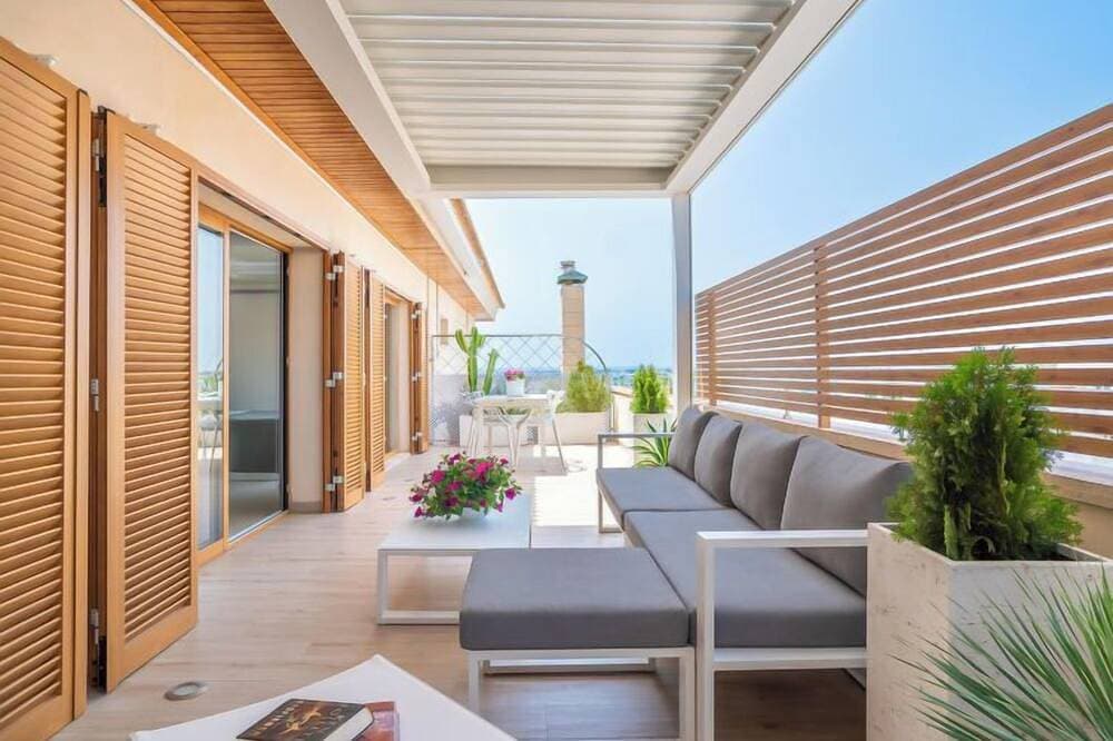 Attic Sea Views 1