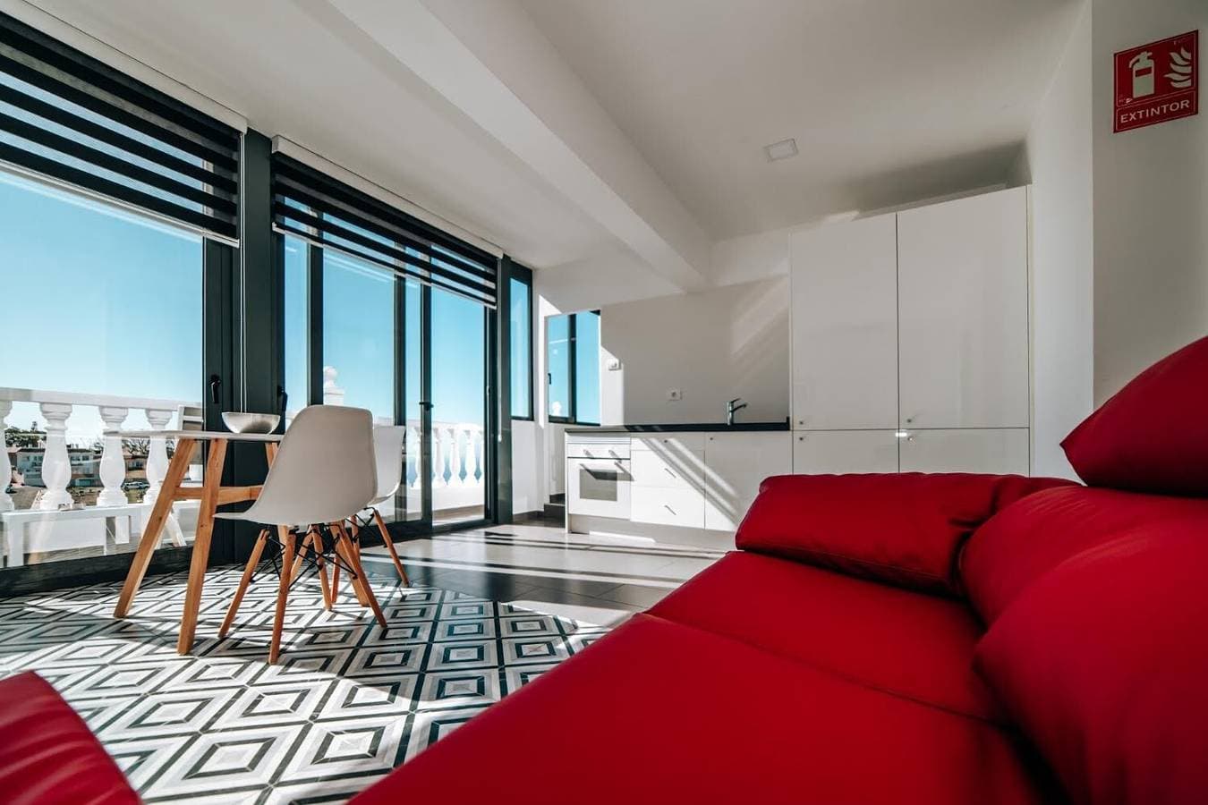 Foto 13 von 36: Ferienapartment San Juan mit Meerblick, Bergblick und Balkon