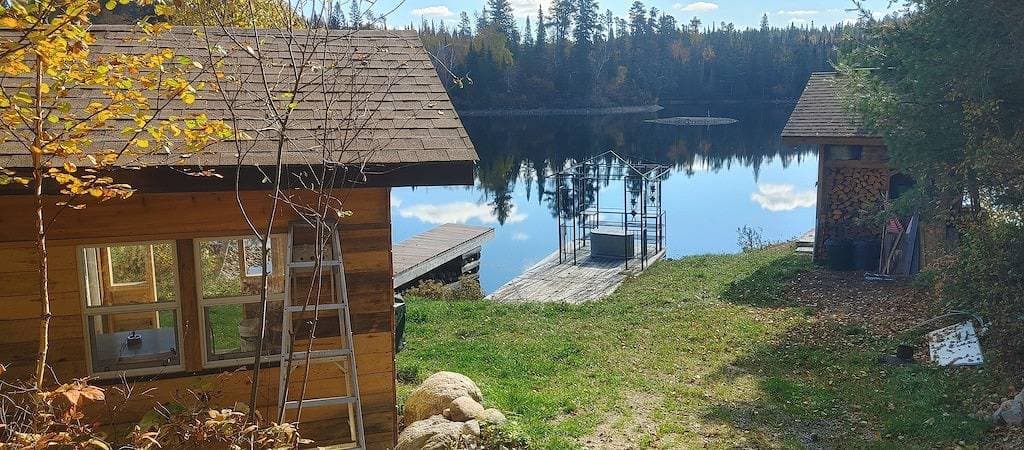 Foto 7 von 23: Clean Romantic Cabin<br>Lakeside Sauna/Tub and Fire Pit