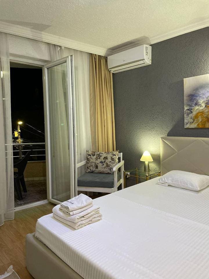 Foto 8 von 14: King Room with Balcony
