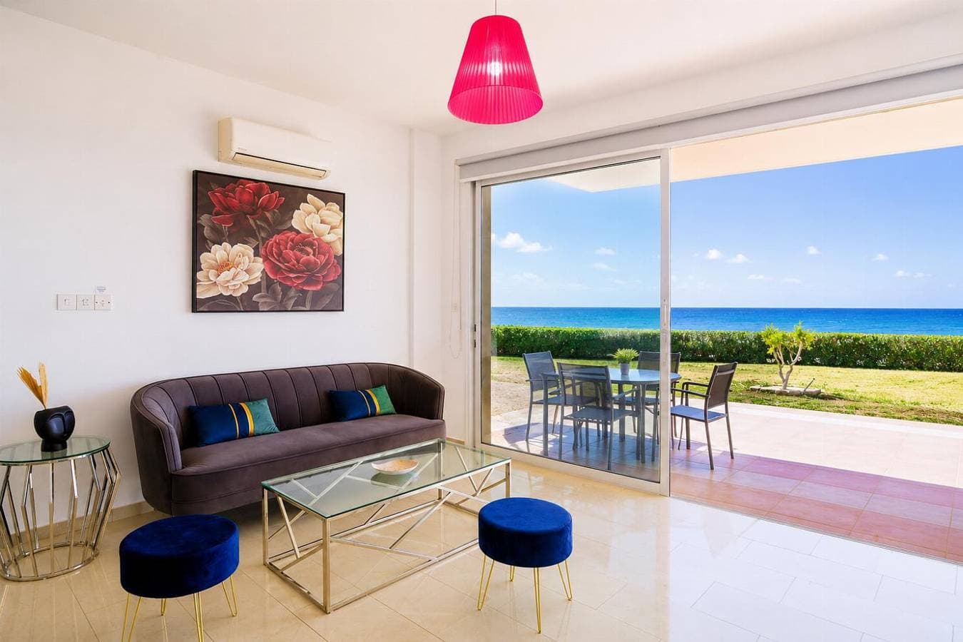 Foto 3 von 22: Villa für 4 Personen mit Balkon