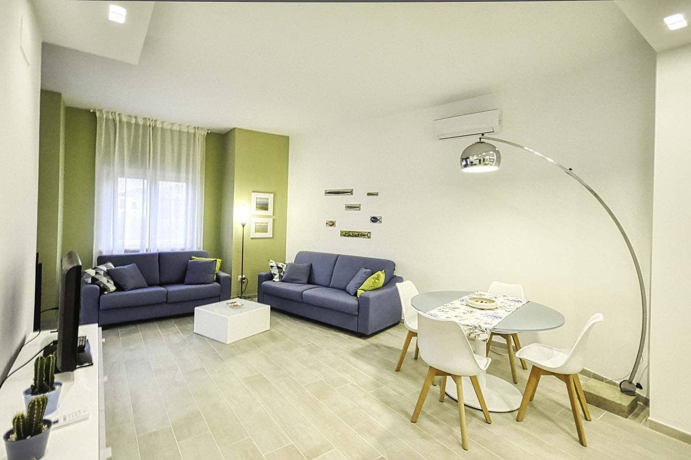 Foto 5 von 35: Ferienwohnung für 4 Personen mit Pool