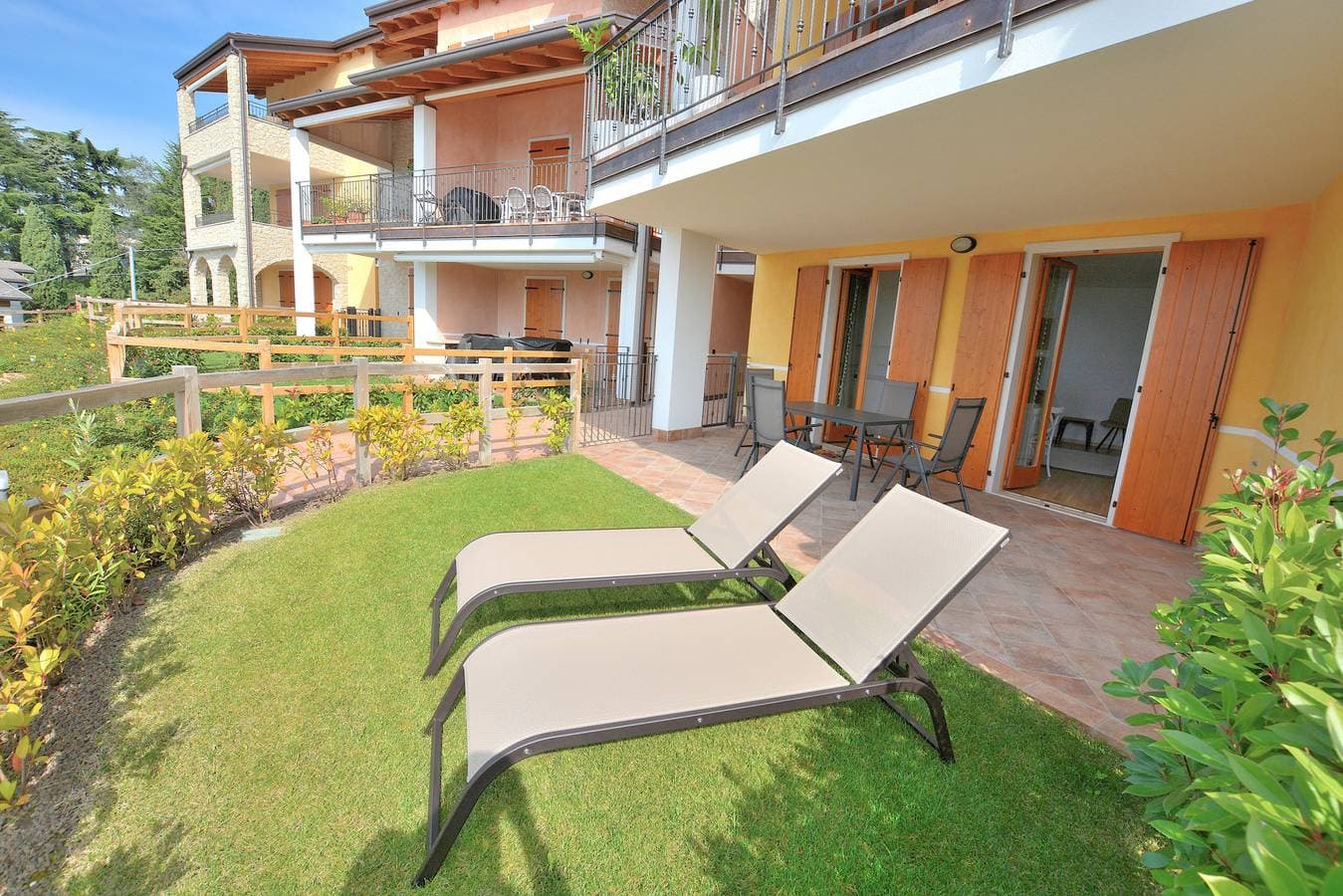Foto 3 von 23: Apartment Borgo Montagna With Pool