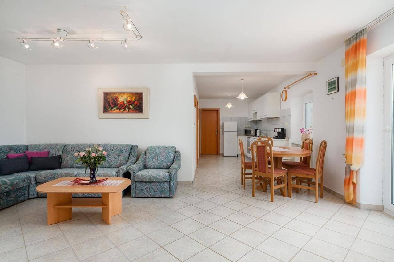 Foto 5 von 21: Apartment with Balcony