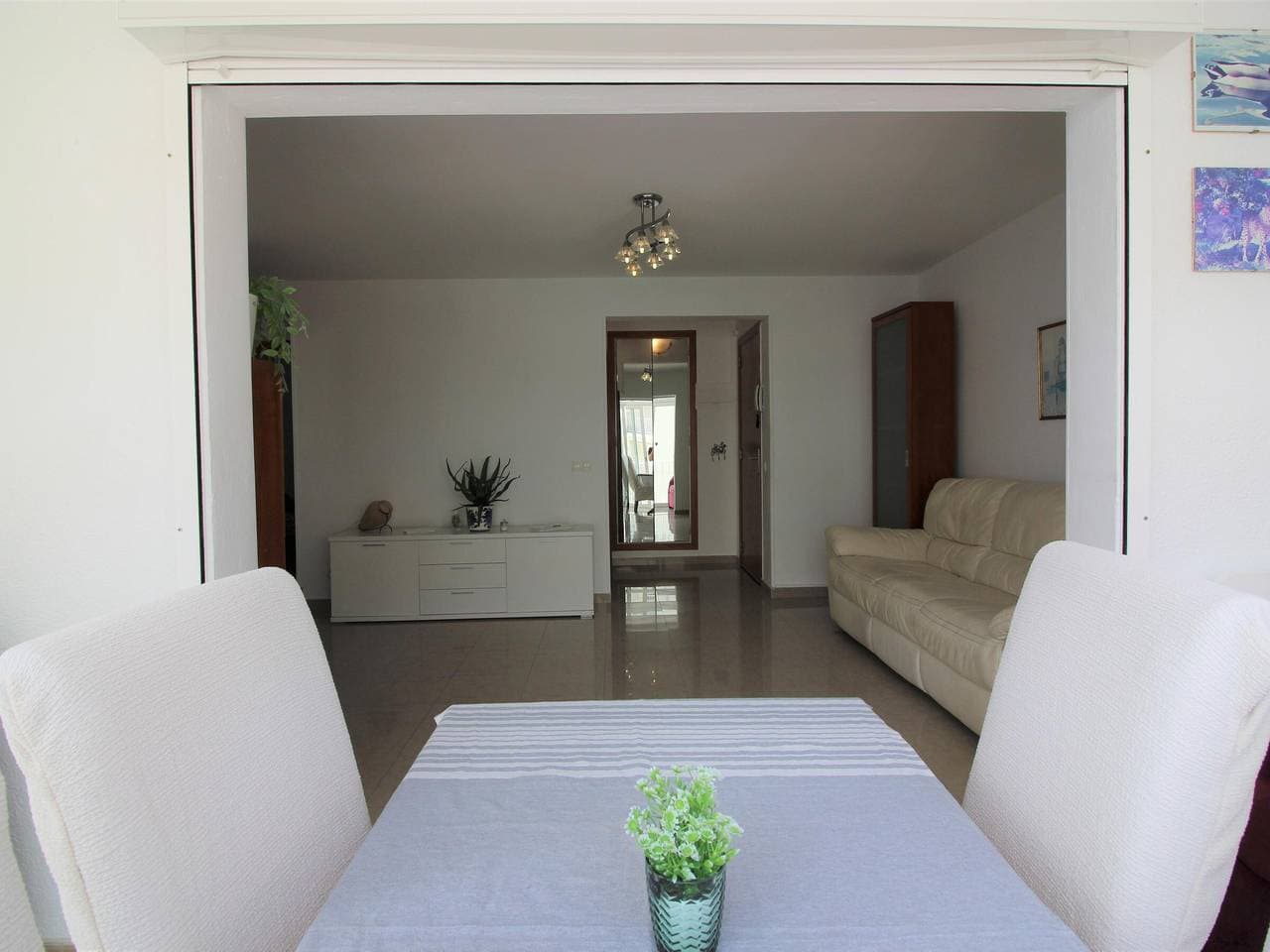 Foto 3 von 23: Apartment mit Meerblick und Gemeinschaftspool