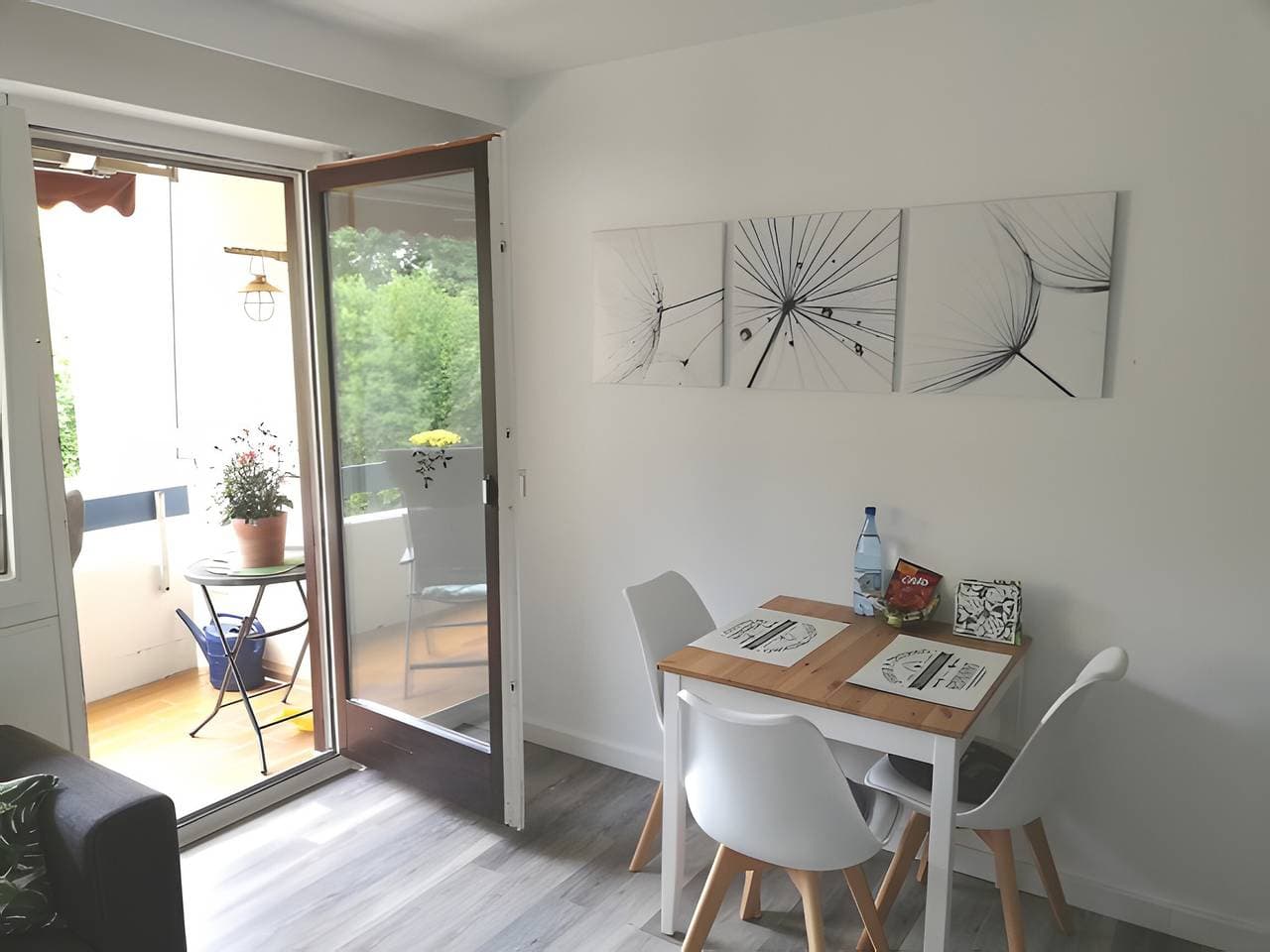 Foto 5 von 16: Ferienwohnung 'Lived-in' mit Bergblick, Balkon und Wi-Fi