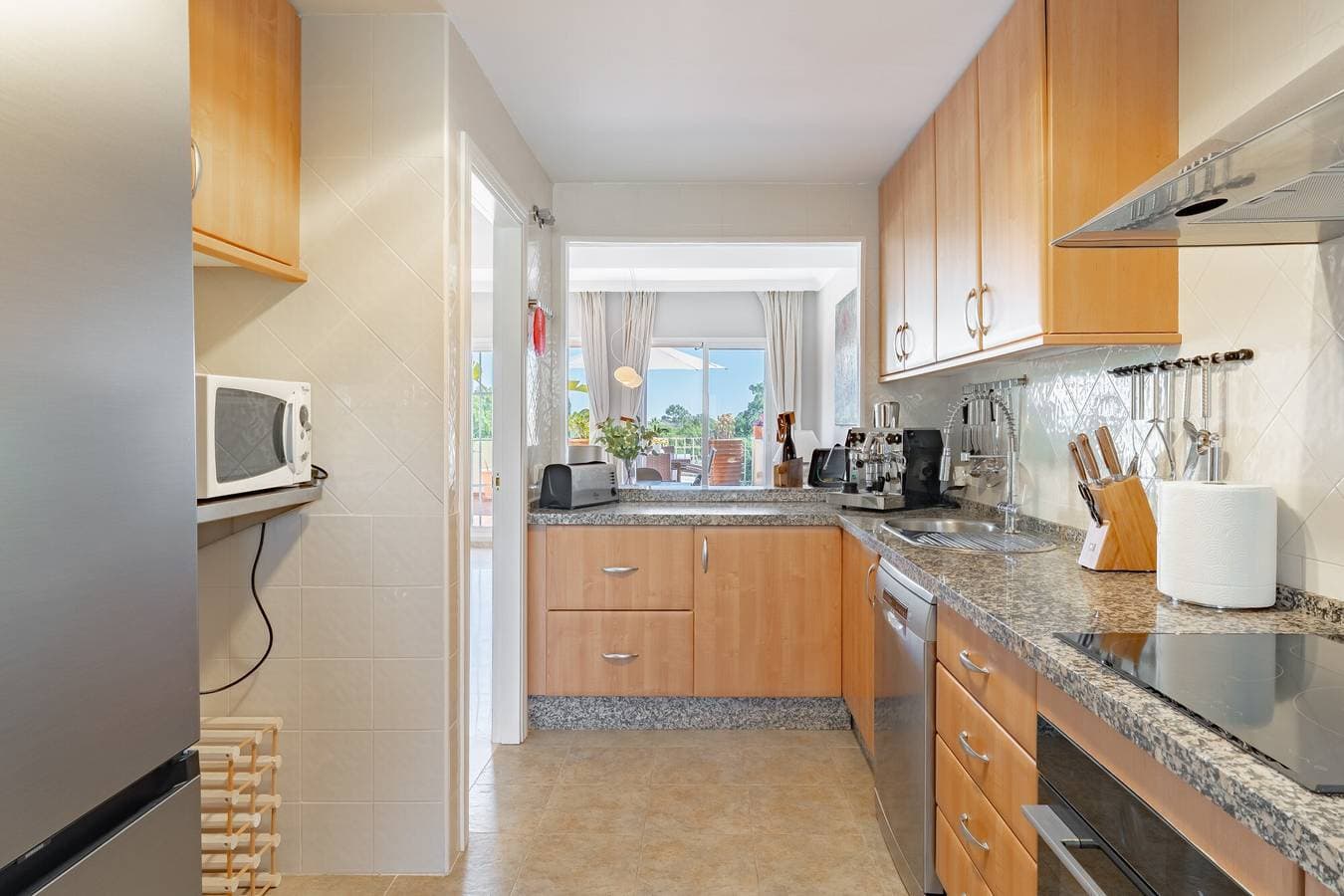 Foto 8 von 29: Ferienwohnung 'Lechuza Elviria Marbella 2' mit Gemeinschaftspool, Wi-Fi und Klimaanlage