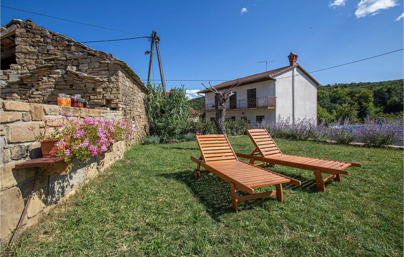 Foto 3 von 17: Ferienhaus für 4 Personen mit Terrasse