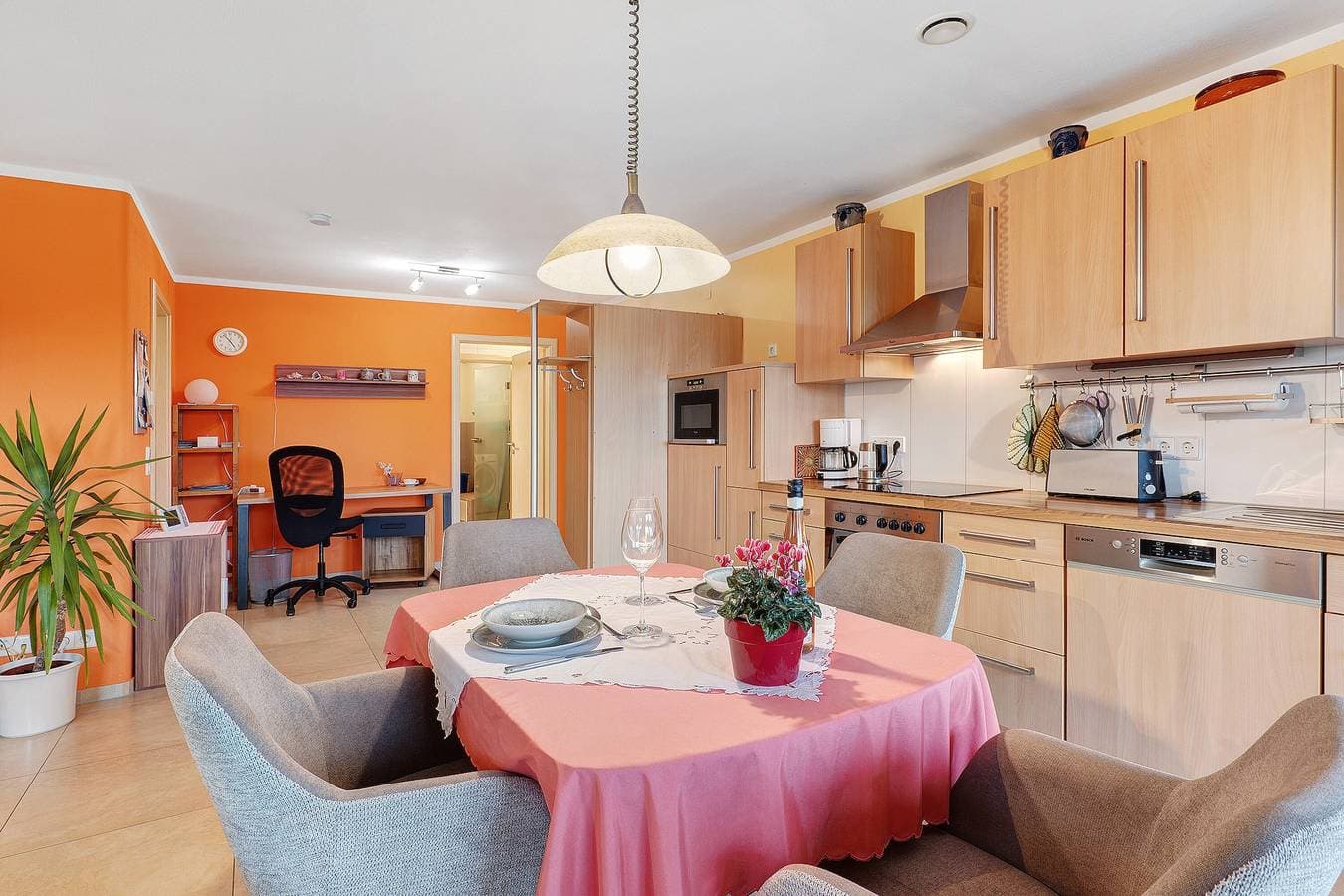Foto 13 von 28: Ferienwohnung Bär, 59 qm, 1 Schlafzimmer, Wohn- und Essbereich, max. 3 Personen