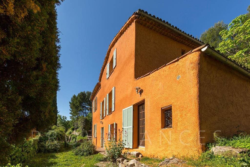 Foto 8 von 58: Charmantes Ferienhaus mit Pool und herrlichem Blick bei Draguignan