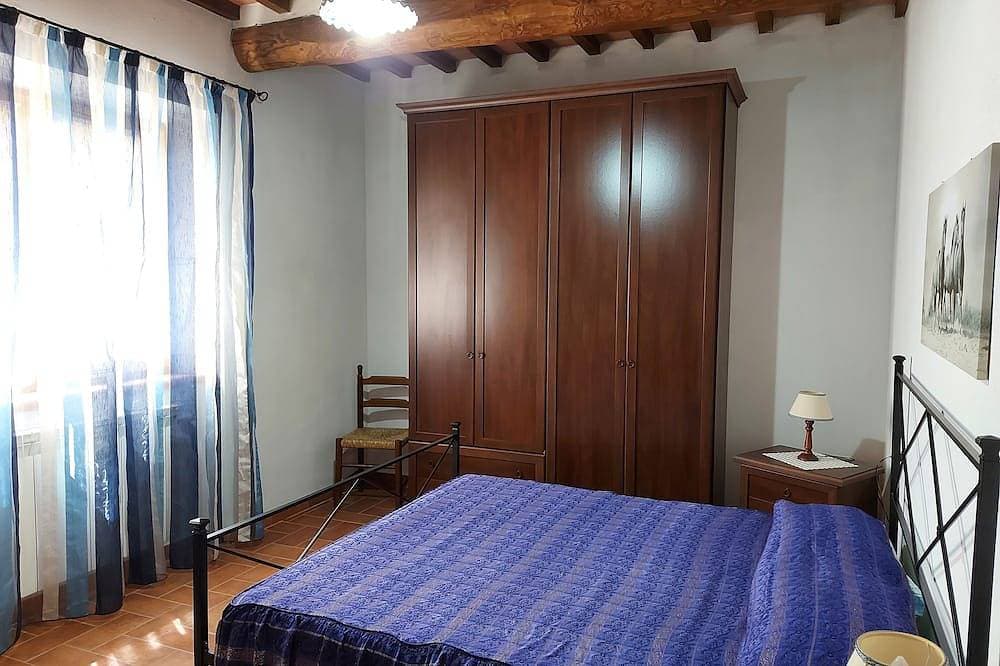Foto 2 von 30: Tuscan villa with private pool and garden overlooking Mount Amiata