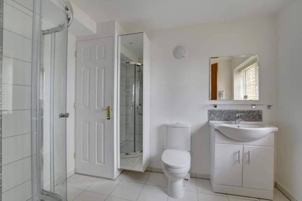Foto 4 von 24: Herrliche Aussicht von diesem schönen Cottage mit einem Schlafzimmer.