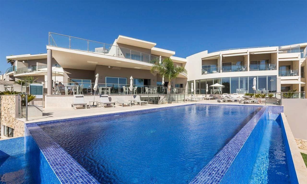 Foto 3 von 34: Caneiros Luxury House & Suites