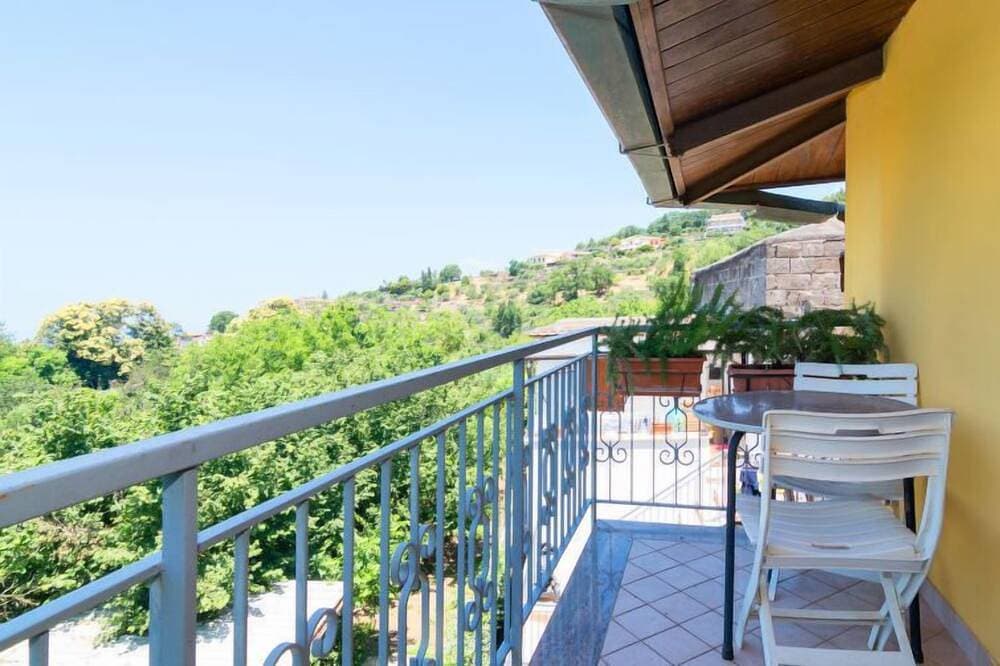 Mansardina sui Due Golfi 1
