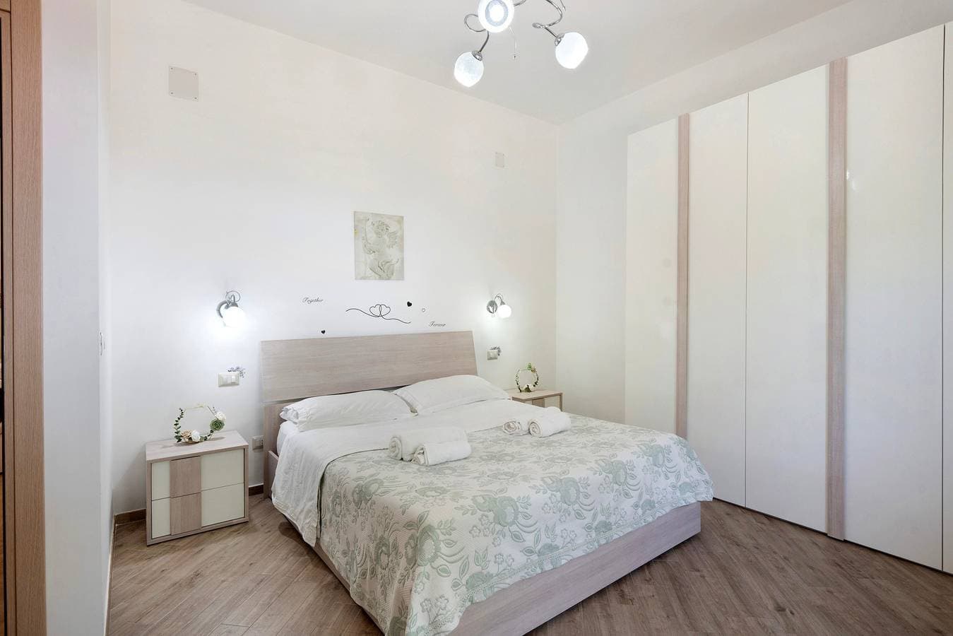 Foto 10 von 21: Apartment 'Bella Veduta Luna' mit Meer- und Bergblick, WLAN und Klimaanlage