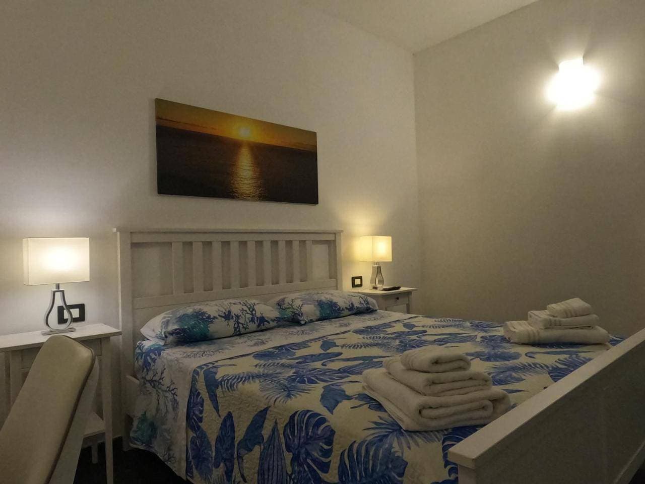 Foto 7 von 17: Double Room with Private Bathroom