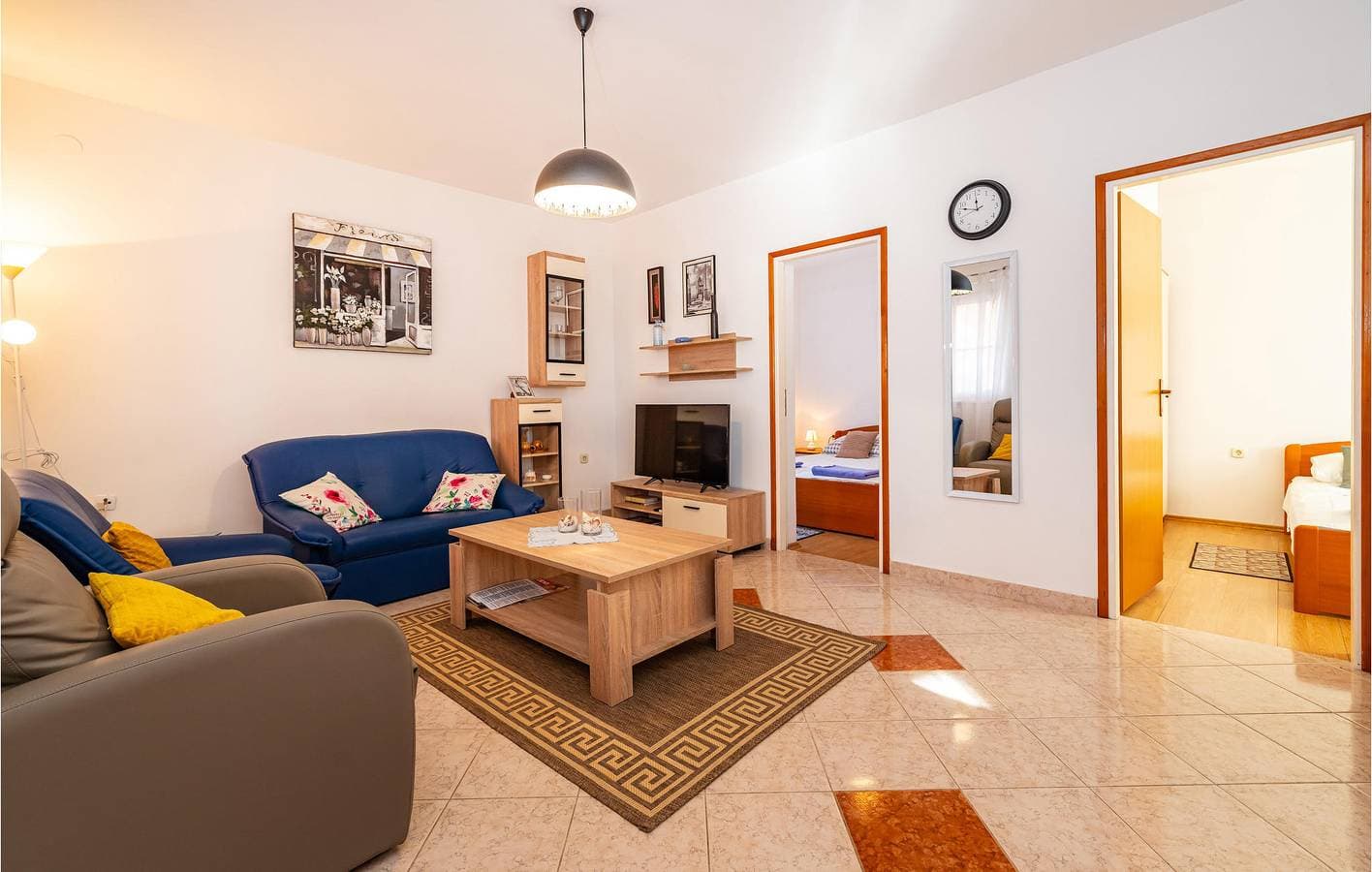 Foto 8 von 26: Urlaub am Meer: Luftiges Apartment mit Meerblick und moderner Ausstattung