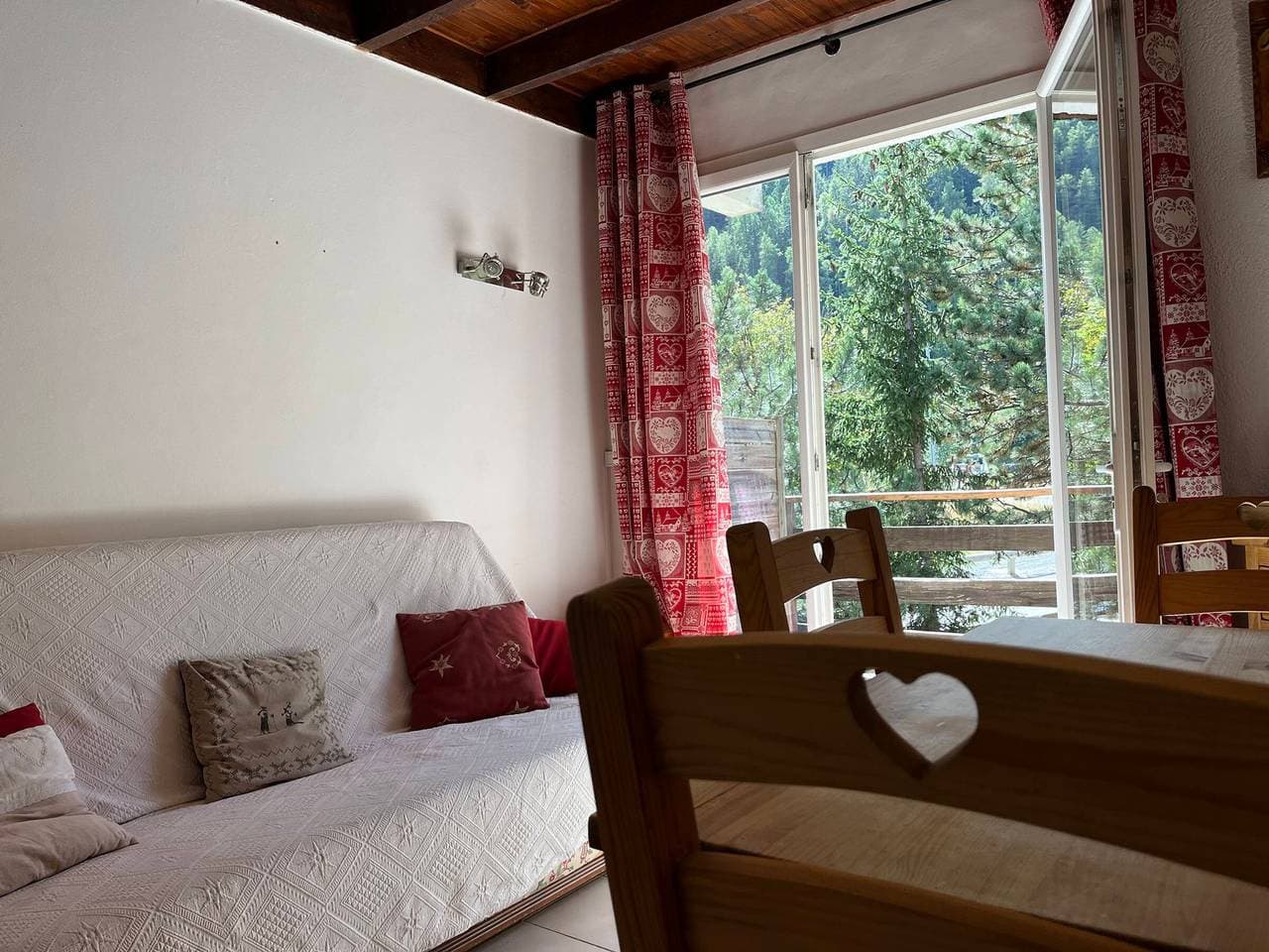 Foto 2 von 10: Gemütliche Wohnung im Chalet-Stil in Pra-Loup, 4 Pers