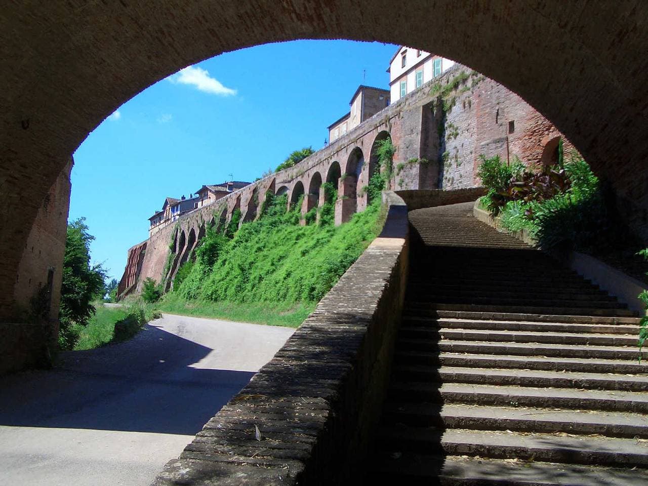 Foto 6 von 36: L'Enclos