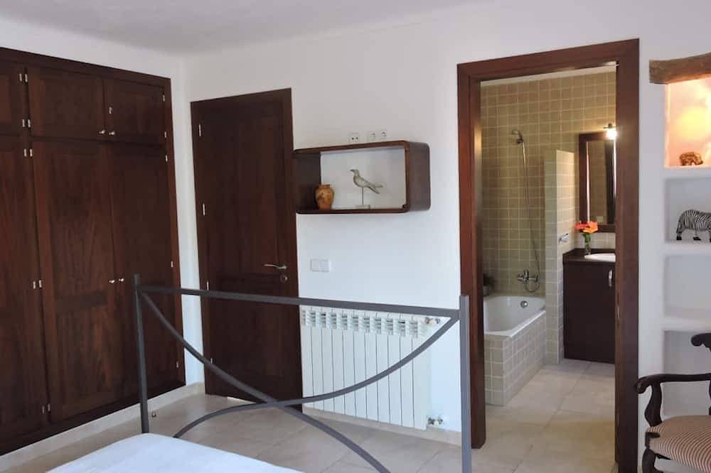 Foto 5 von 30: Villa im alten Zentrum mit privatem Pool, Klimaanlage, eine Minute zu Fuß zum Strand