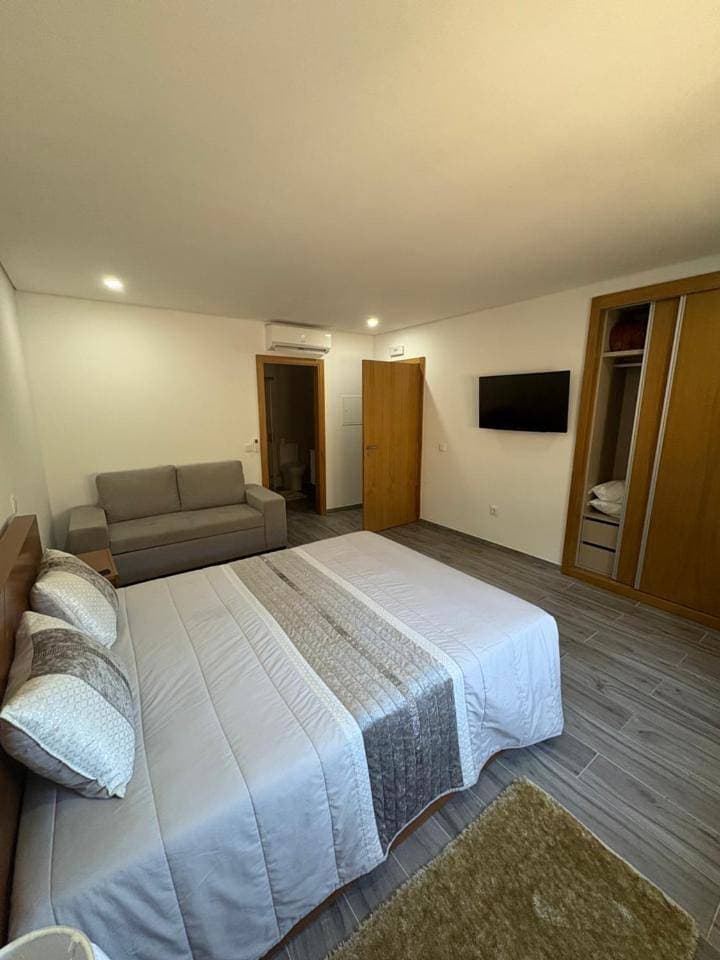 Foto 13 von 16: Double Room with Private Bathroom