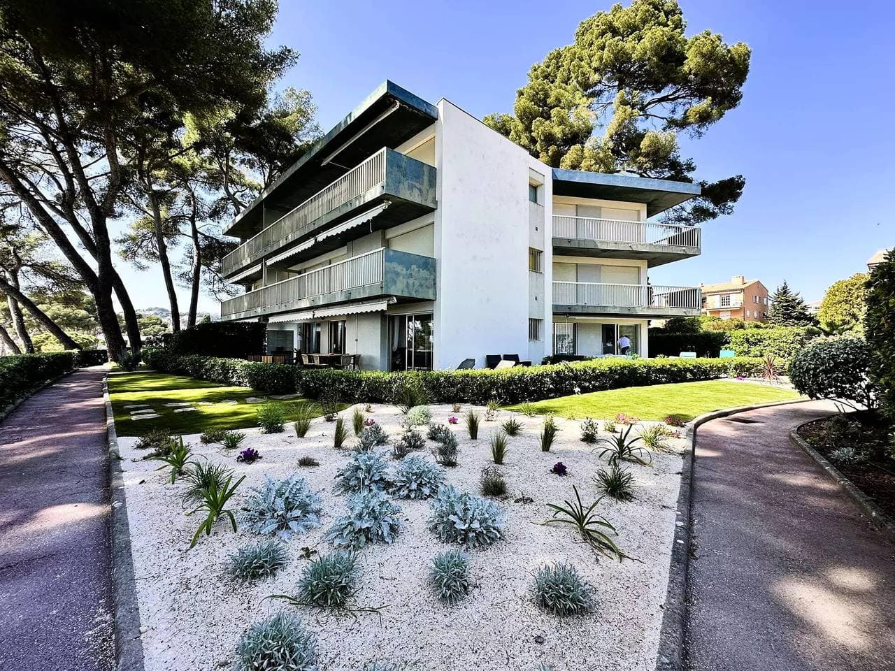Foto 5 von 28: Klimatisiertes Apartment für 4 Personen mit Meerblick und Privatstrand in Carqueiranne