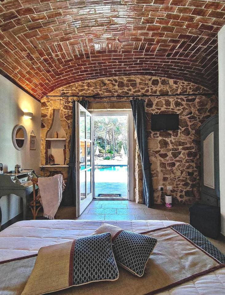 Foto 11 von 13: Double Room with Pool View