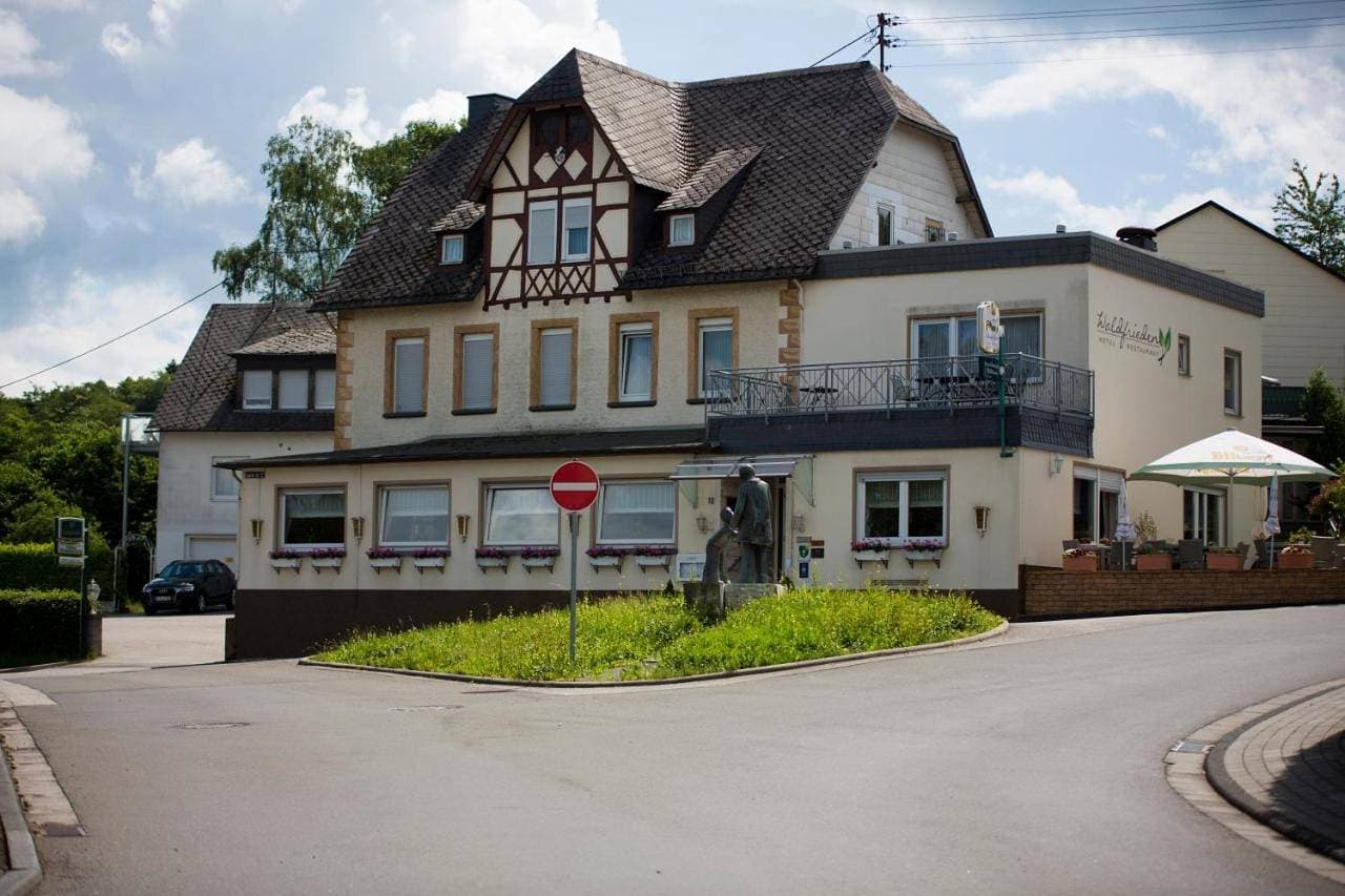 Hotel Waldfrieden 1