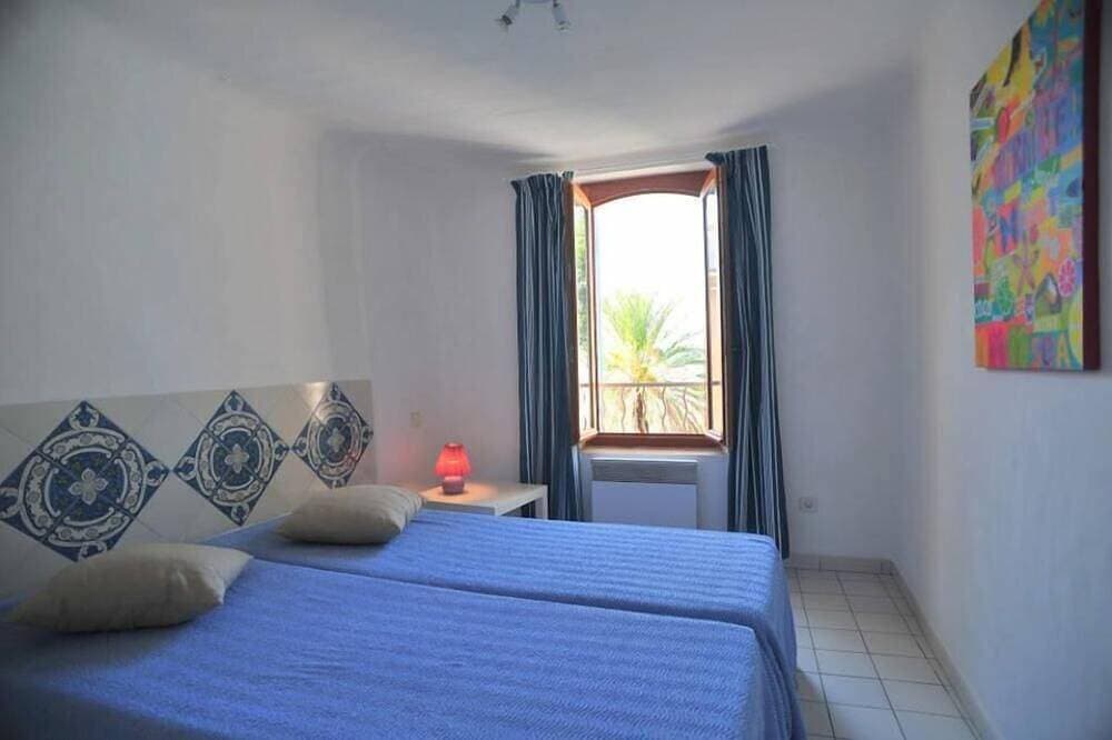 Wohnung in einem Haus im Dorf 1