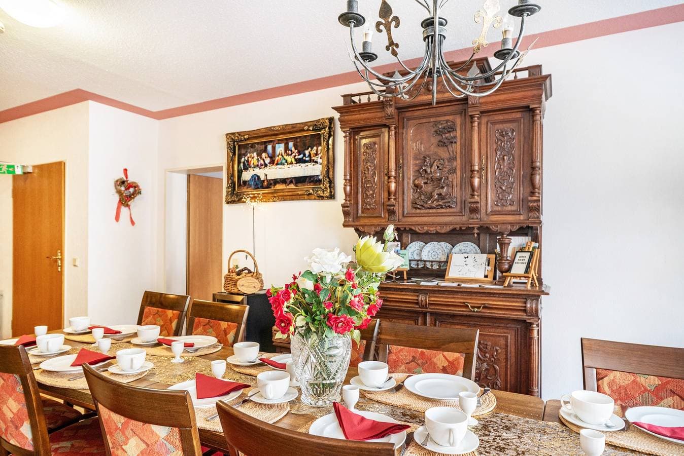 Foto 12 von 26: Zimmer 'Gastzimmer 2' mit Bergblick, gemeinsamer Terrasse und WLAN